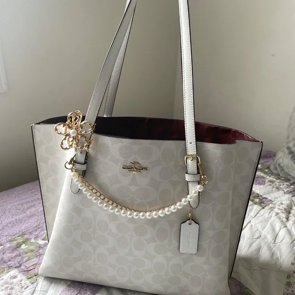 SOLD - Picture 4 of 5